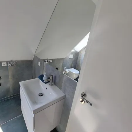 Monika Apartment *